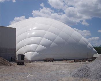 膜结构建筑的发展及力学原理